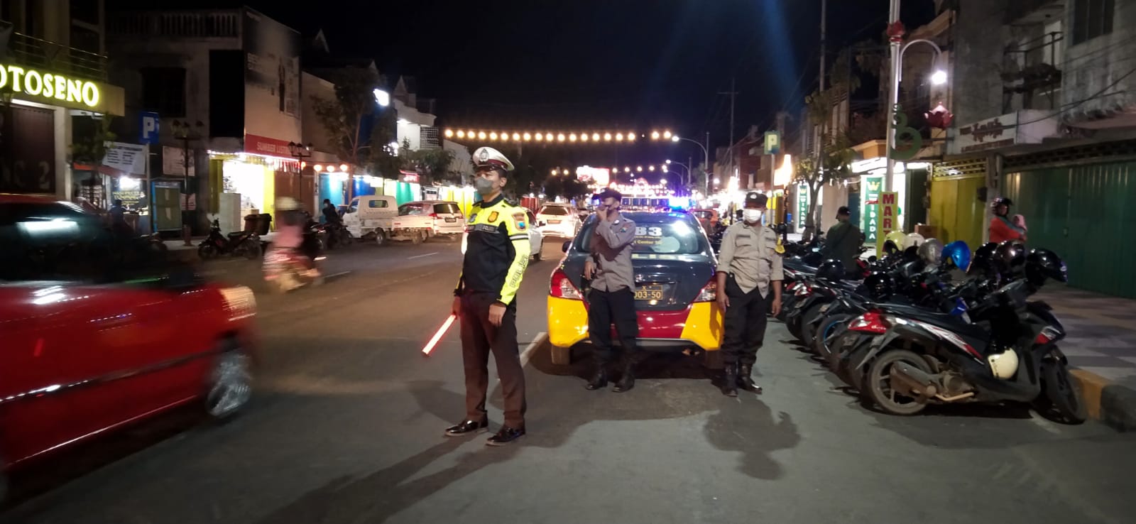 Polsek Nganjuk Kota Lakukan Patroli di Kawasan Pusat Kota Nganjuk Antisipasi Kerawanan Gangguan Kamtibmas