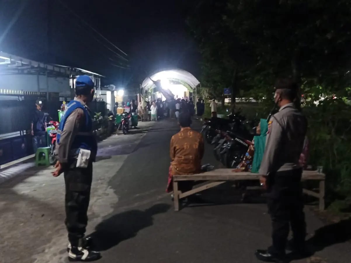 Malam Minggu, Polsek Warujayeng Siagakan Personel Jaga Keamanan Wilayah