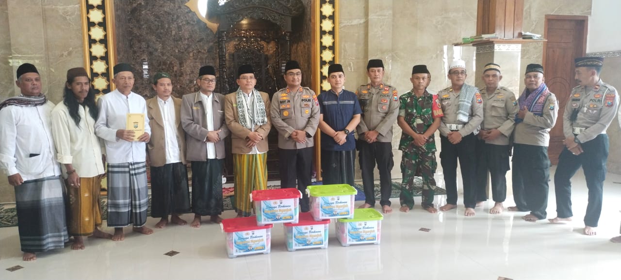 Safari Jum’at Kapolres Nganjuk di Masjid Al-Huda Desa Blongko – Ngetos