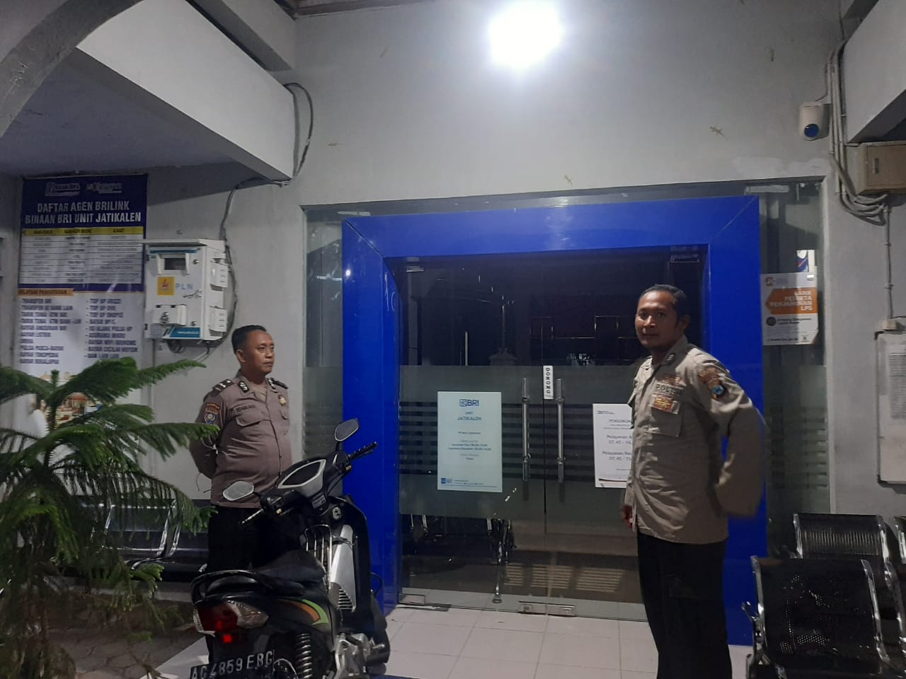 Jelang Idul Fitri 1444 H, Polsek Jatikalen Giatkan Patroli Malam di Perbankan