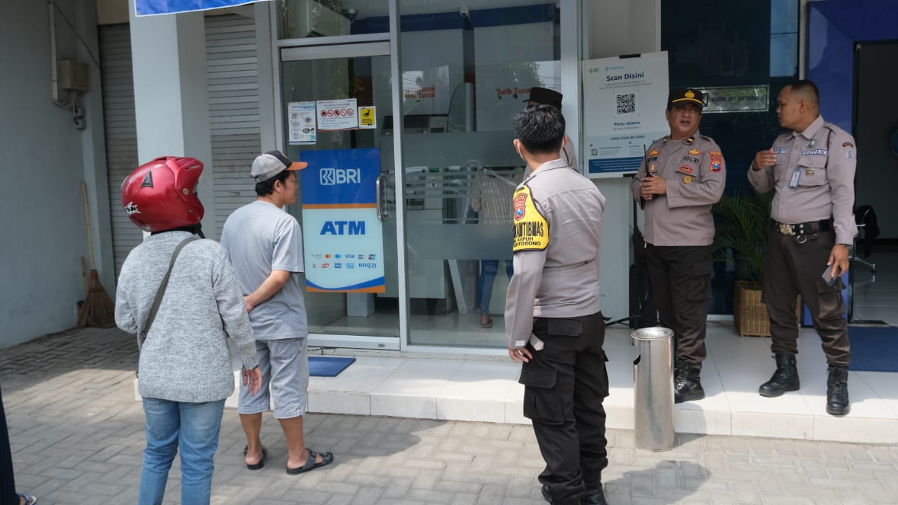 Antisipasi Kejahatan di ATM, Polsek Kertosono Patroli Perbankan