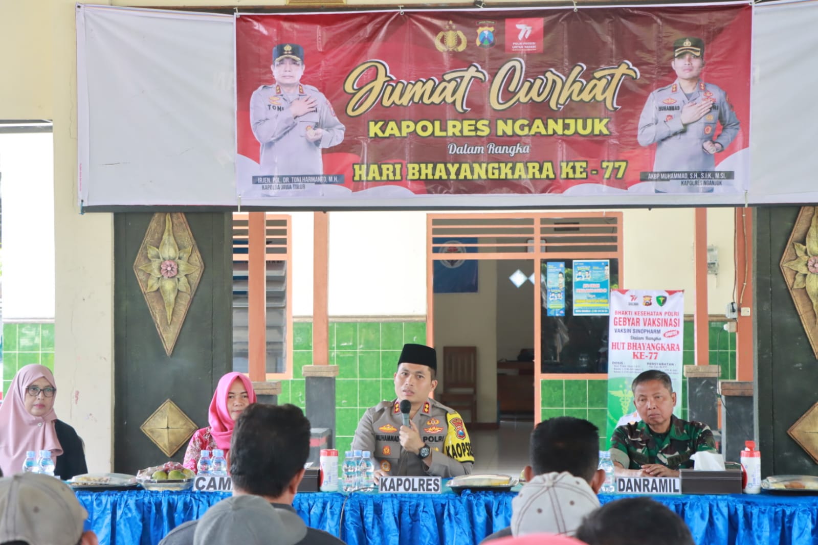 Jum’at Curhat, Polres Nganjuk Bagikan Puluhan Paket Sembako