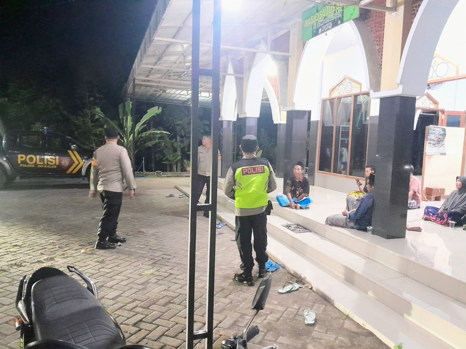 Cipta Kondisi, Polsek Jatikalen Patroli Malam Takbir