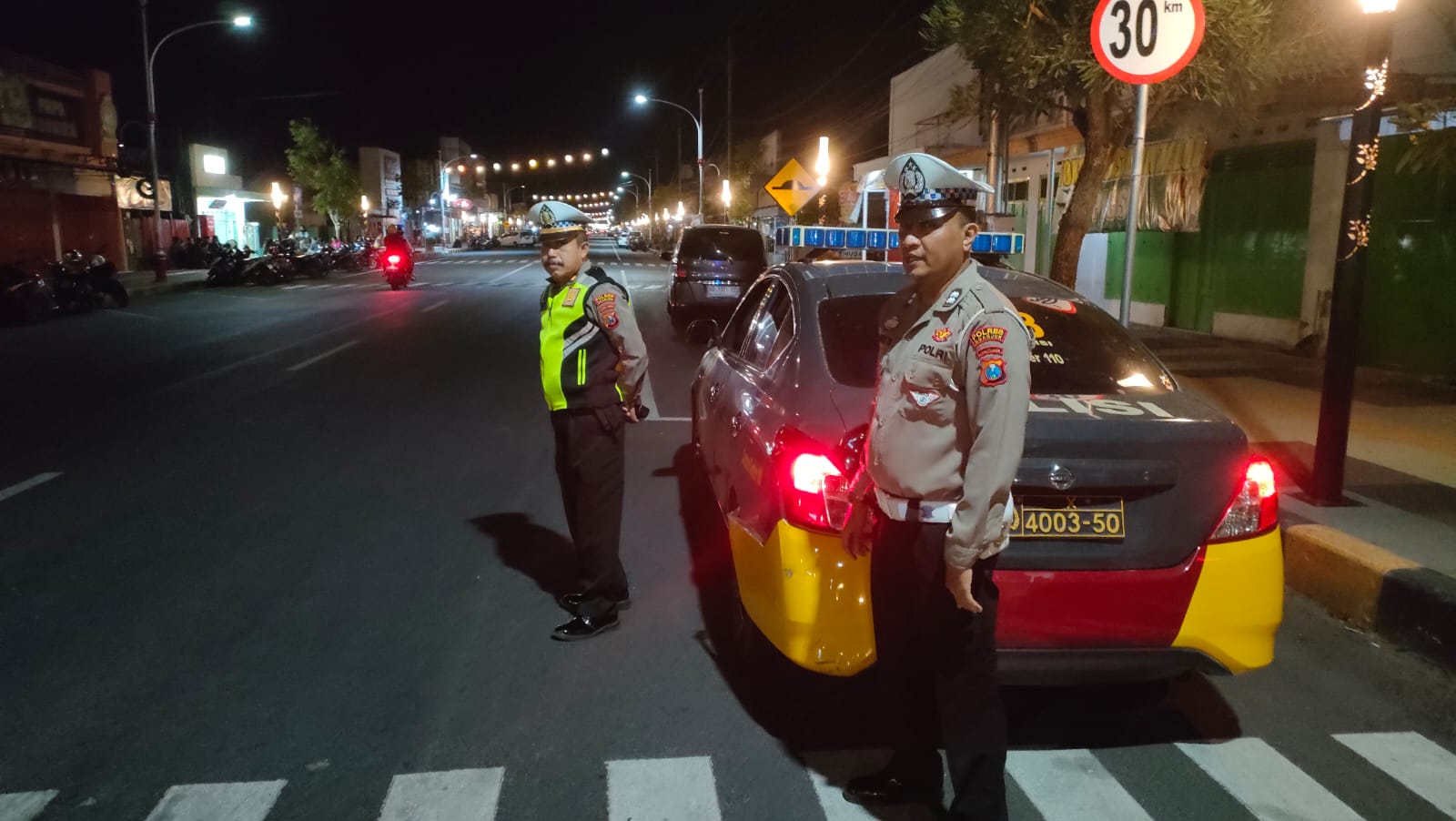 Patroli Blue Light Polsek Nganjuk Kota, Jamin Kamtibmas Yang Kondusif