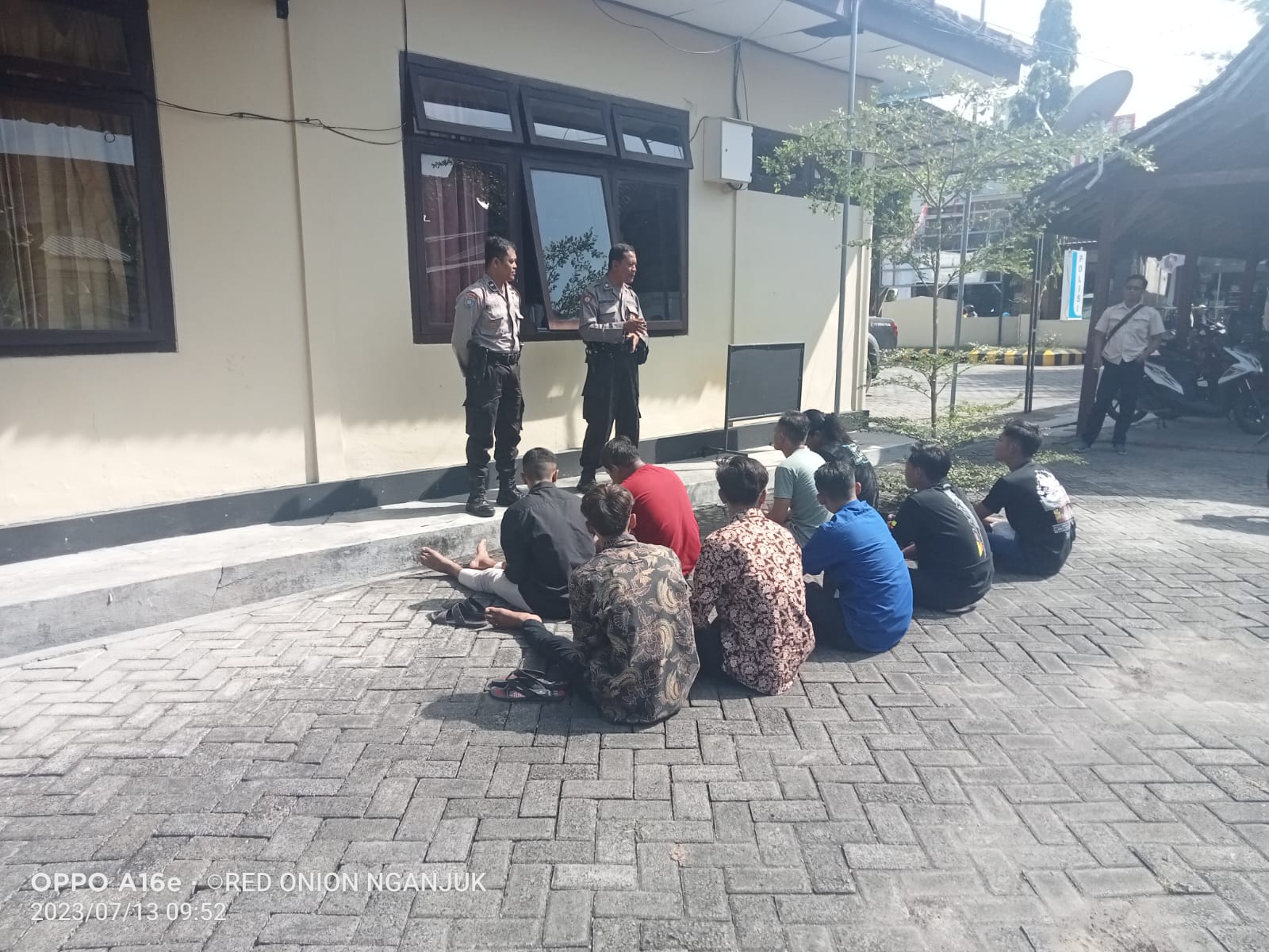 Kapolsek Gondang Amankan Gerombolan Knalpot Brong yang Mengganggu Warganya