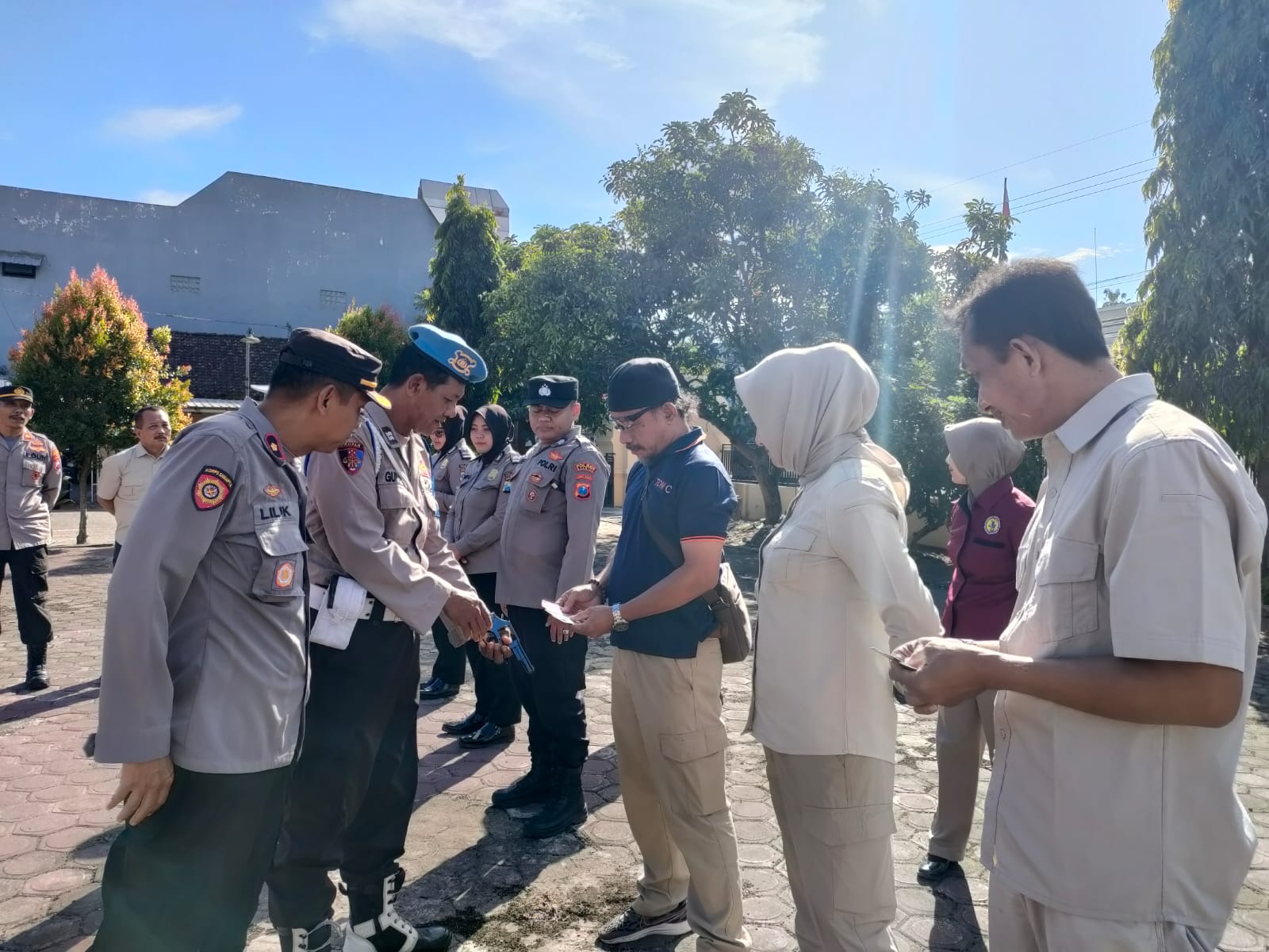 Jaga Kedisiplinan, Kapolsek Warujayeng Bersama Provos Gelar Gaktiblin
