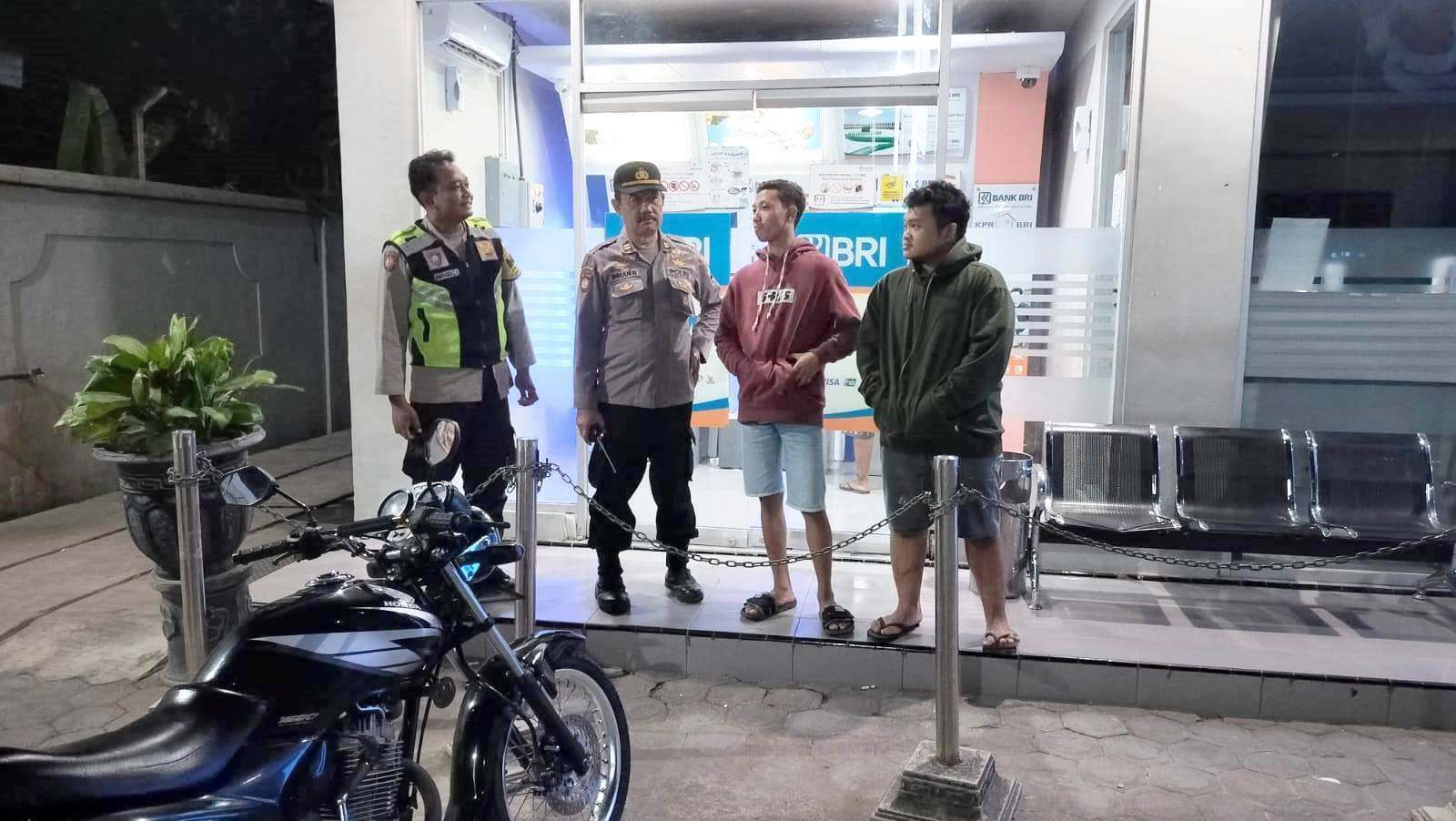 Polisi Warujayeng Giatkan Patroli Perbankan, Cegah Kriminalitas Malam Hari