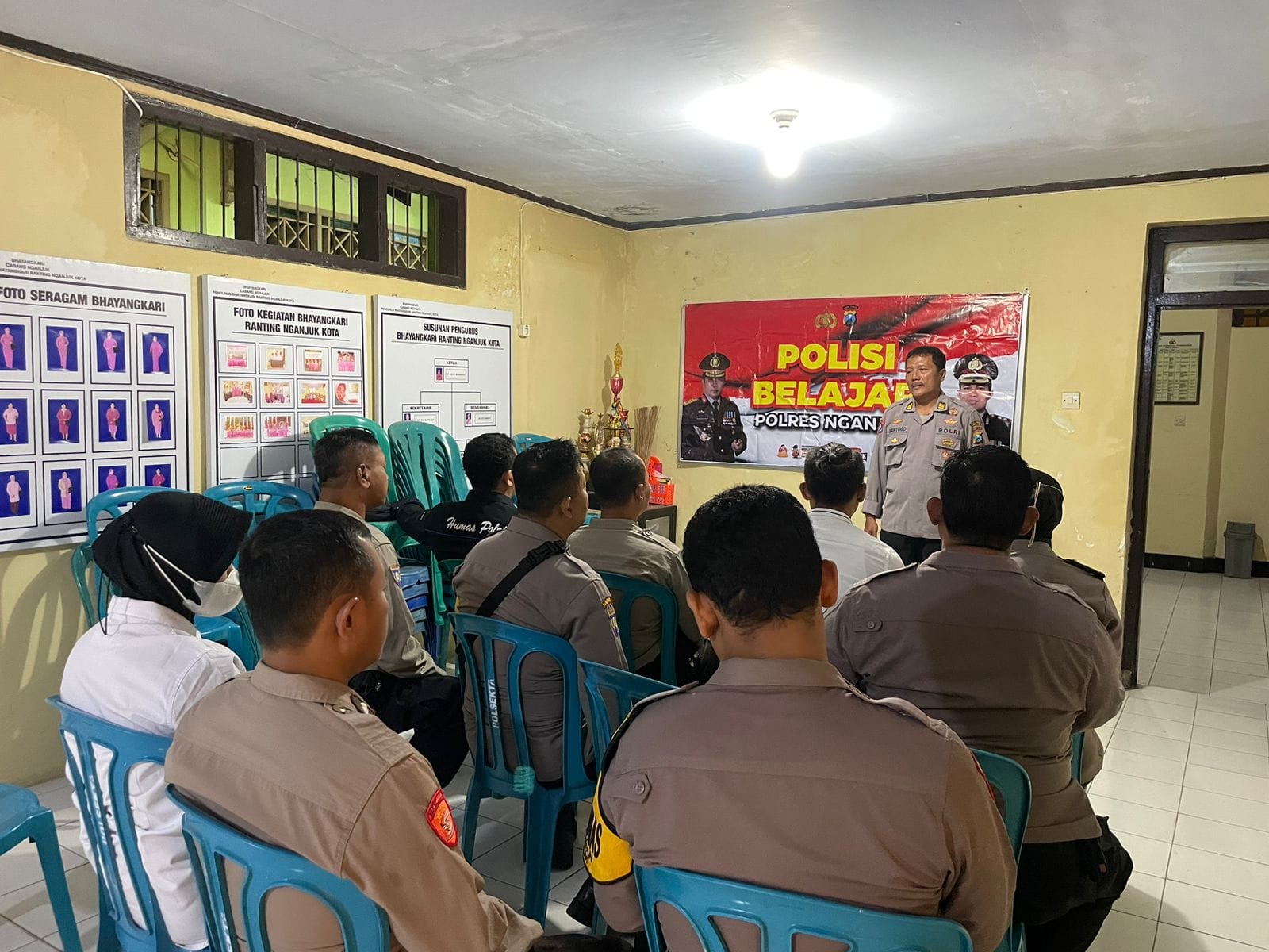 Polsek Nganjuk Kota Gelar Polisi Belajar Guna Tingkatkan Kemampuan Personel