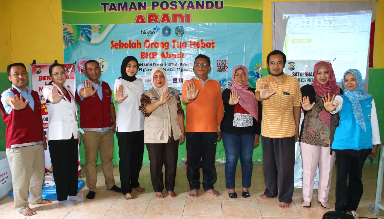 Polres Nganjuk Bersama BNN Kabupaten Nganjuk Lakukan Sosialisasi Bahaya Narkoba untuk Balita, Ibu Hamil, dan Menyusui