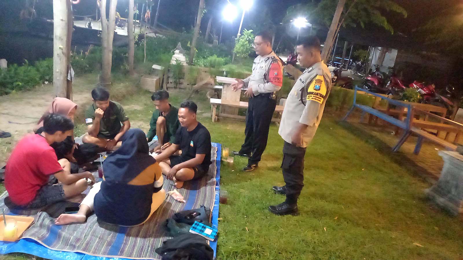 Patroli Dialogis Ka SPKT Polsek Jatikalen, Ajak Peran Pemuda Dalam Menjaga Kondusifitas Kamtibmas