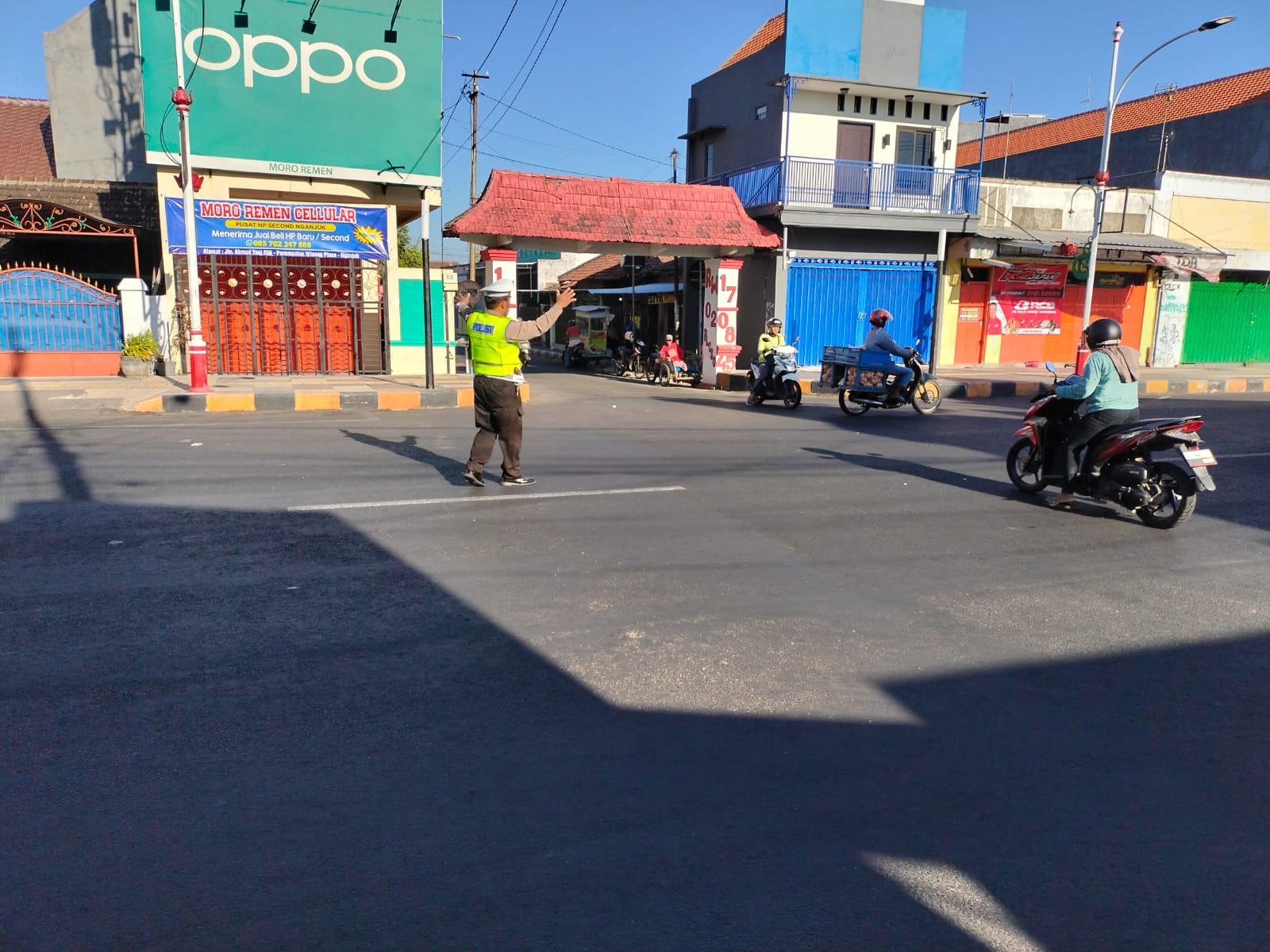 Giat Penampilan Pagi Anggota Polsek Nganjuk Kota, Wujud Pelayanan Prima Kepada Masyarakat