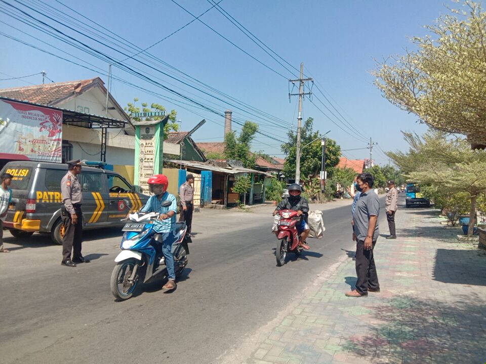 Cegah Gangguan Kamtibmas Kanit Samapta Polsek Kertosono Pimpin Patroli Harkamtibmas