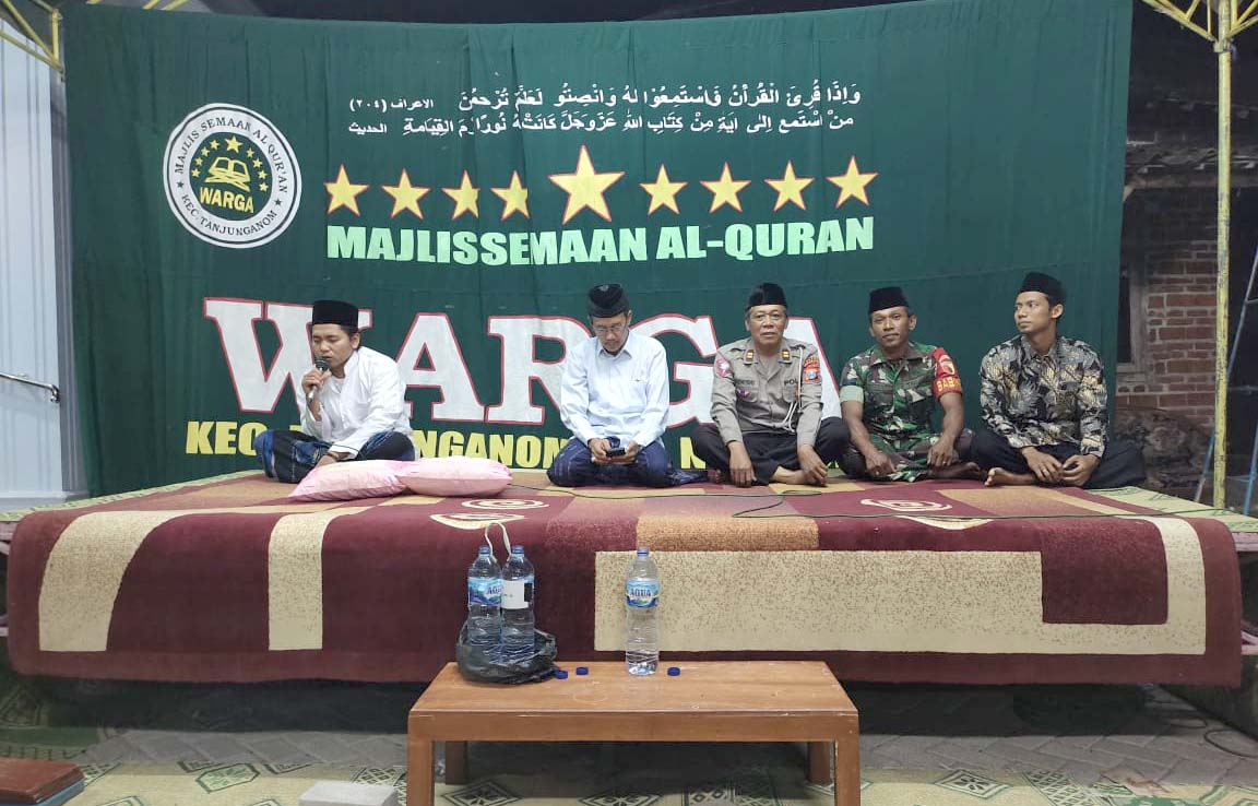 Jalin Silaturahmi, Polsek Warujayeng Hadiri Majlis Semaan Al-Qur’an