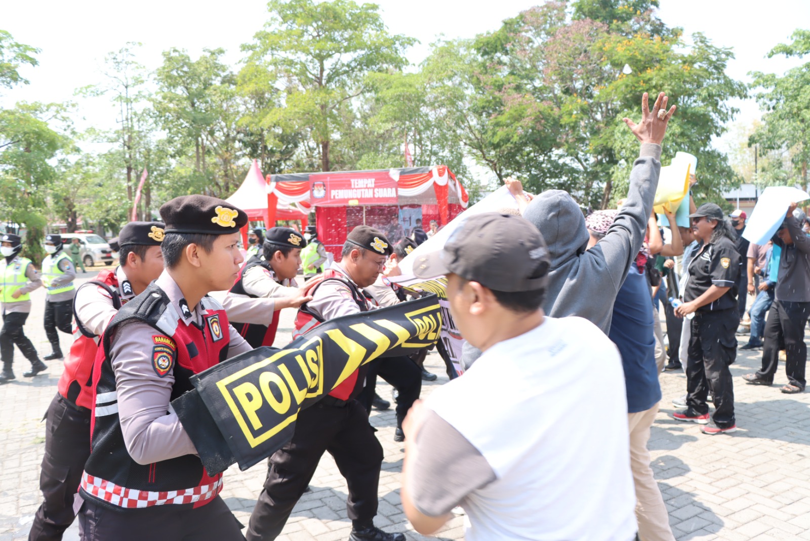 Gelar Simulasi Sispamkota Polres Nganjuk Siap Amankan Pemilu 2024