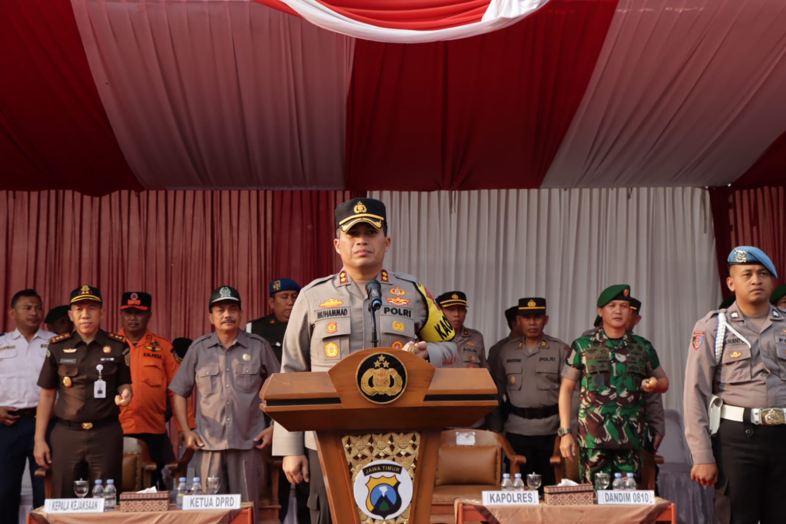 Pimpin Gelar Pasukan Operasi Mantap Brata 2023-2024, Kapolres Nganjuk Ingatkan Anggotanya untuk Waspada dan Jangan Under Estimate