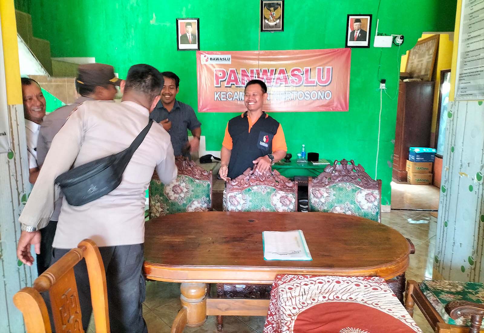 Polsek Kertosono Patroli di Kantor Panwaslu Kecamatan Kertosono