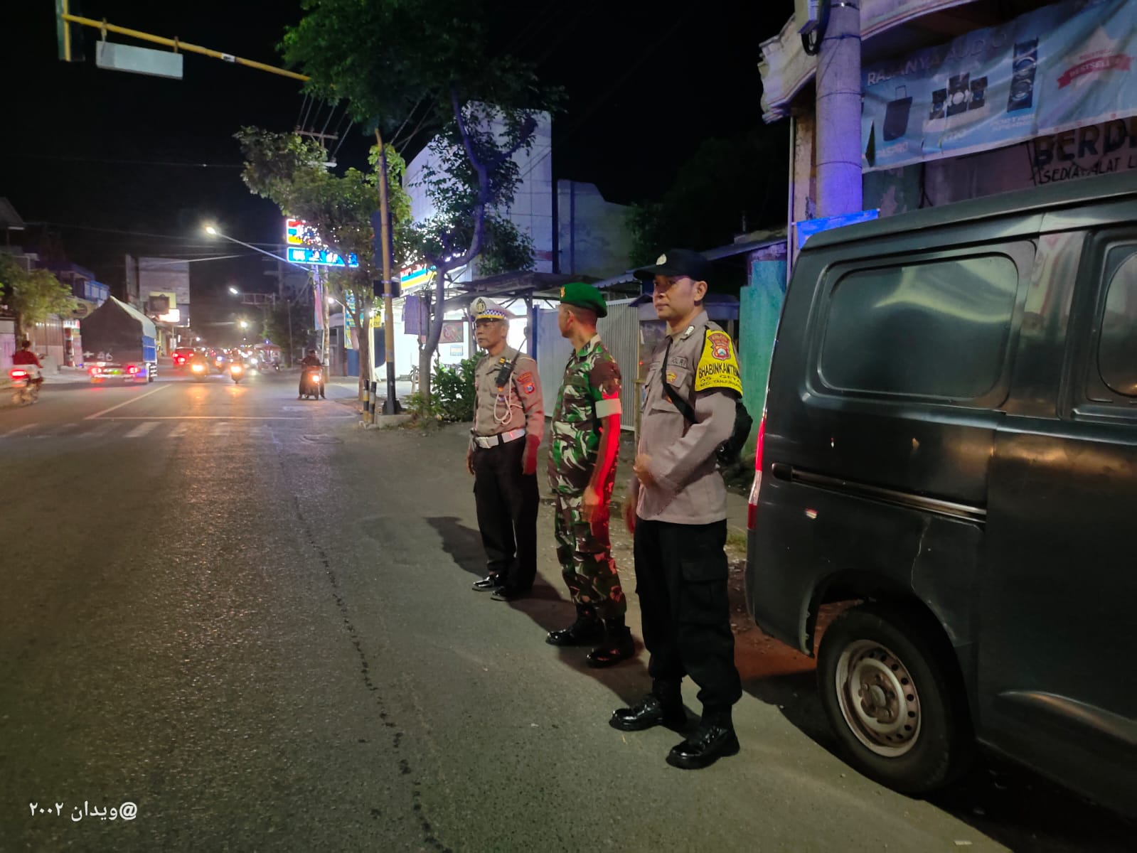 Jelang Pemilu 2024, Polsek Warujayeng Gelar Patroli Gabungan