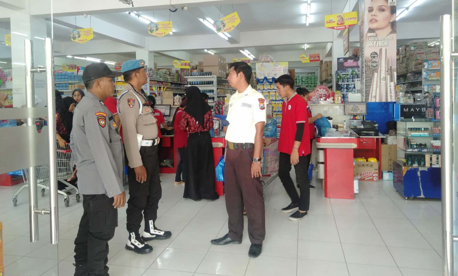 Cegah Aksi Curanmor, Regu Patroli Polsek Nganjuk Kota Berikan Himbauan Kamtibmas