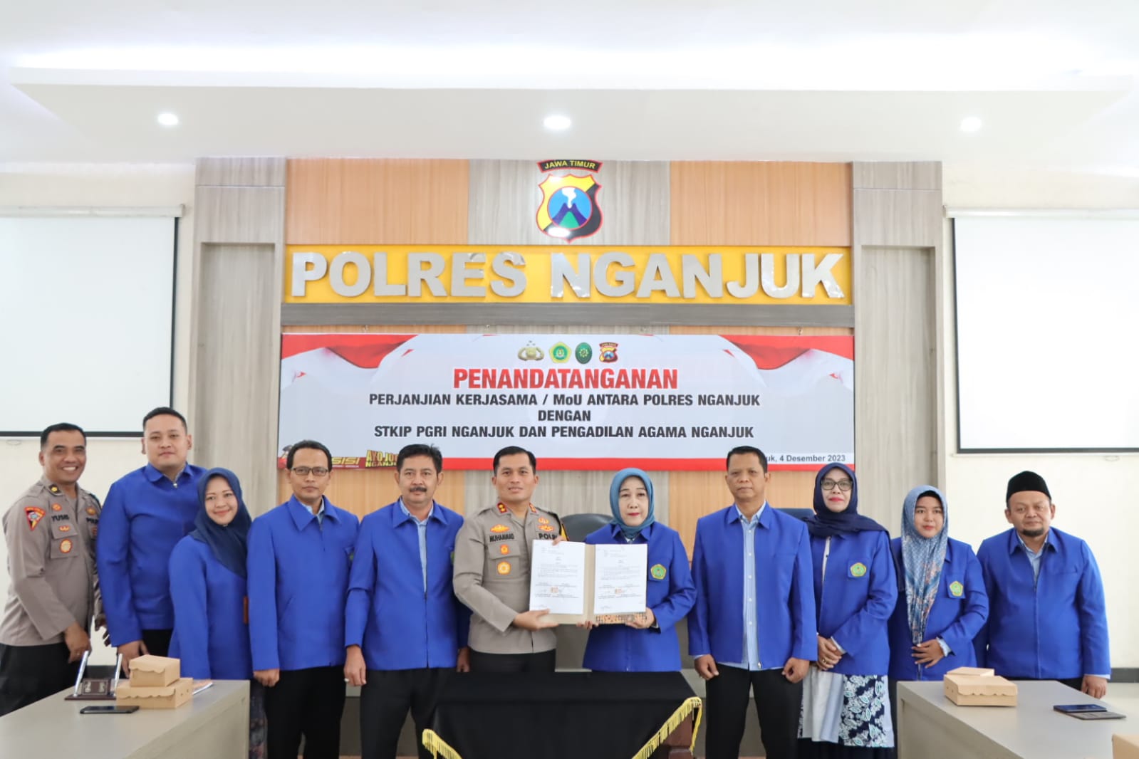 Kapolres Nganjuk Tingkatkan Sinergi Melalui Penandatanganan MoU dengan STKIP PGRI dan Pengadilan Agama