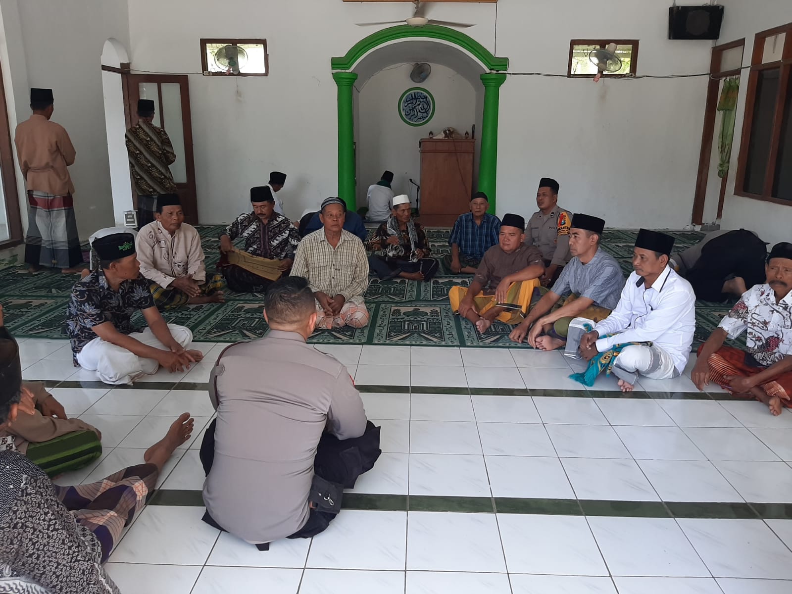 Jumat Curhat Ps Kanit Binmas Polsek Jatikalen Di Masjid