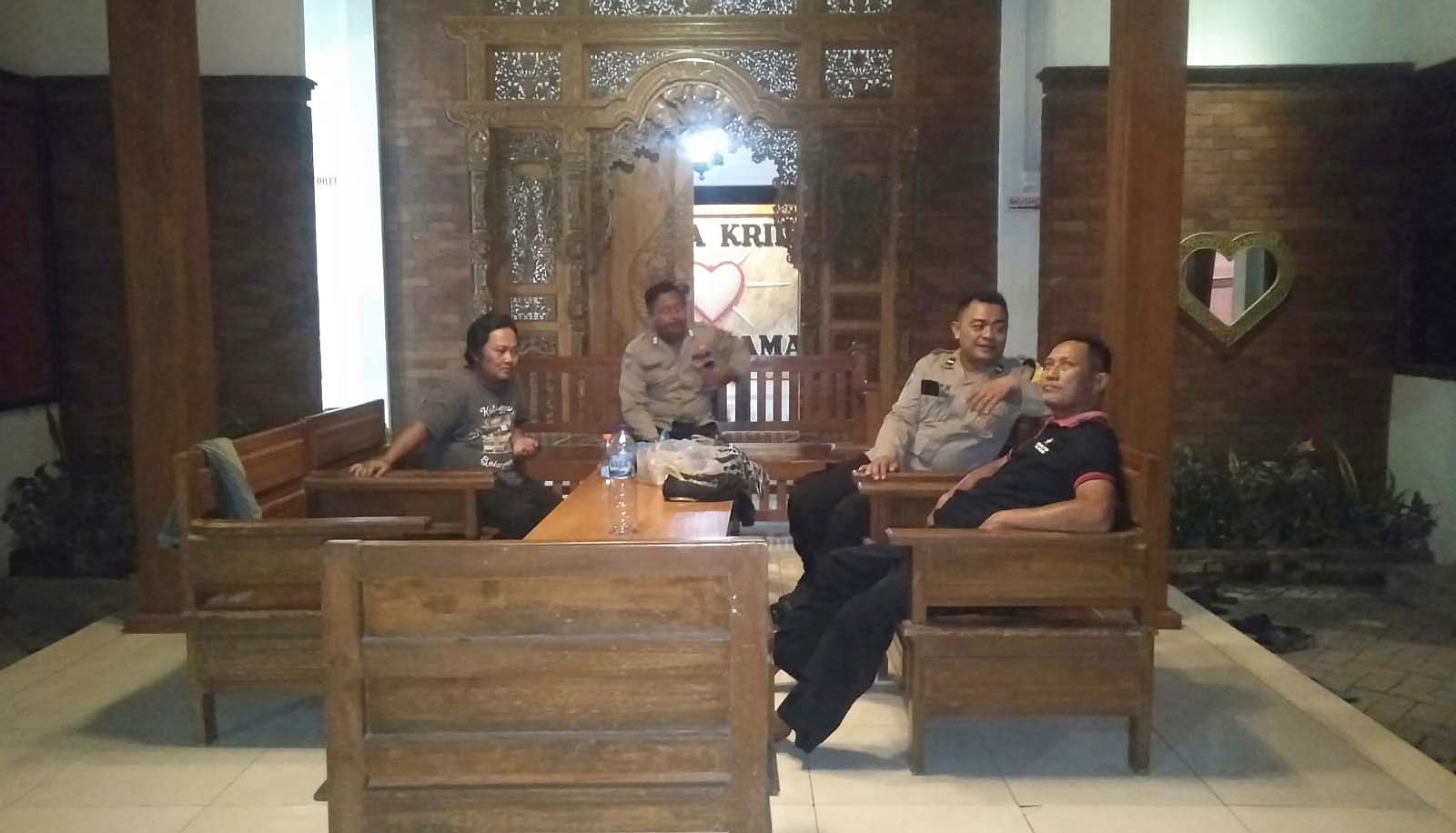 Patroli Polsek Nganjuk Kota Rangkul Perguruan Silat Melalui Program Soko Guru