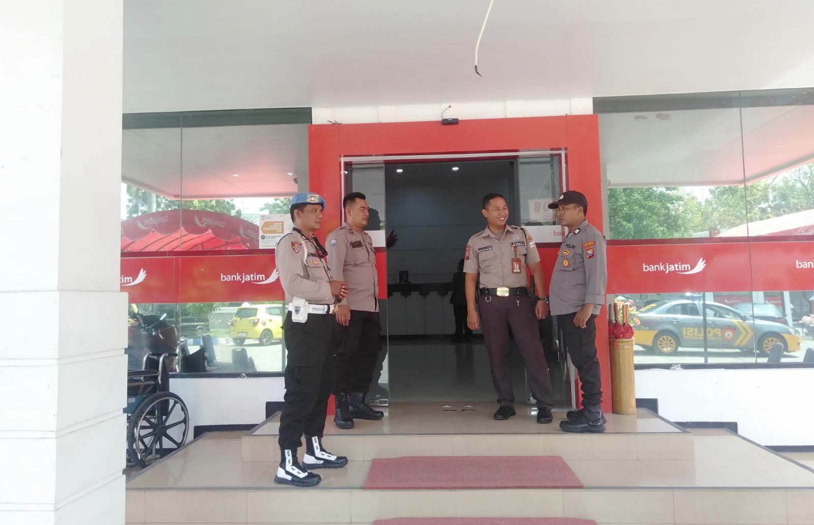 Polsek Nganjuk Kota Rutin Patroli Perbankan Antisipasi Kriminalitas