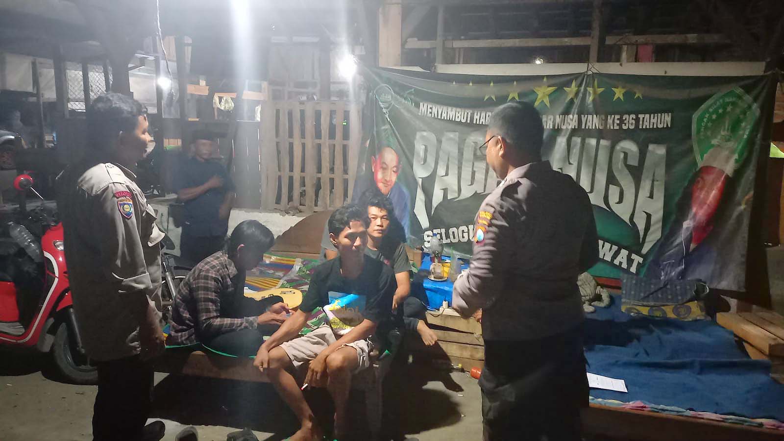 Patroli Dialogis Polsek Jatikalen, Ajak Peran Pemuda Dalam Menjaga Kondusifitas Kamtibmas