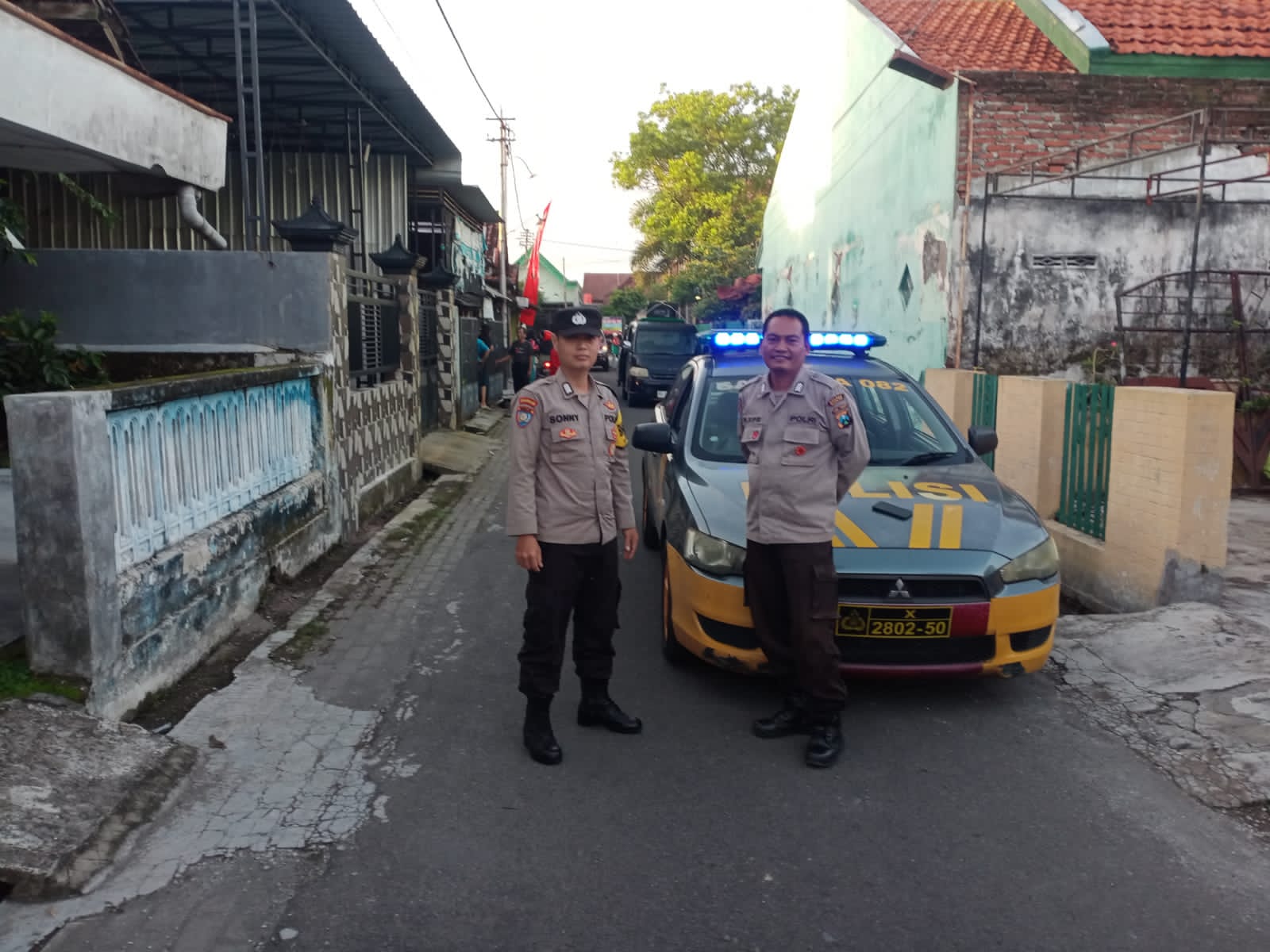 Polsek Kertosono Amankan Jalan Sehat Dies Natalis ke-65 SDN 1 Tembarak