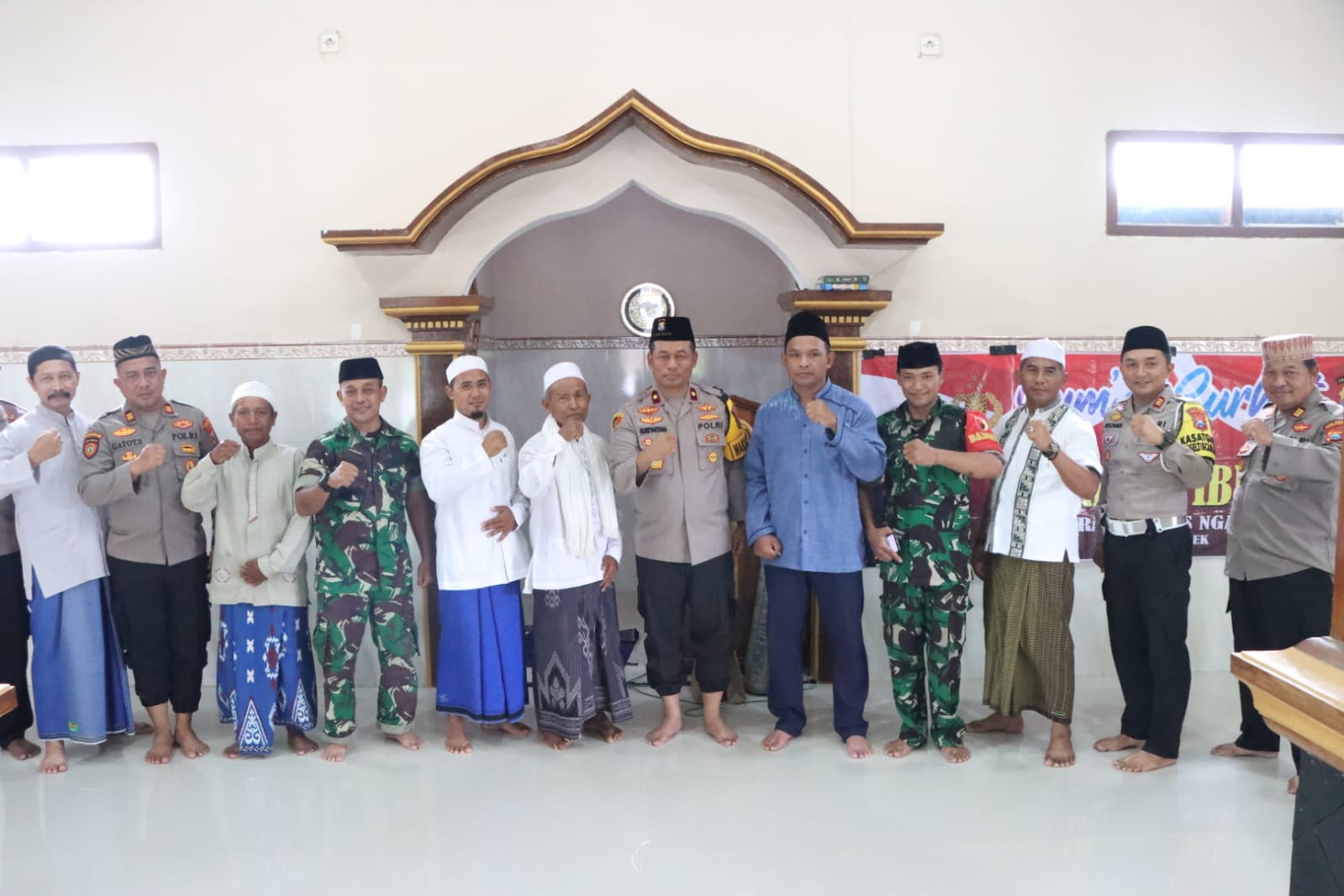 Jumat Curhat, Polres Nganjuk Sosialisasikan Program Cooling System