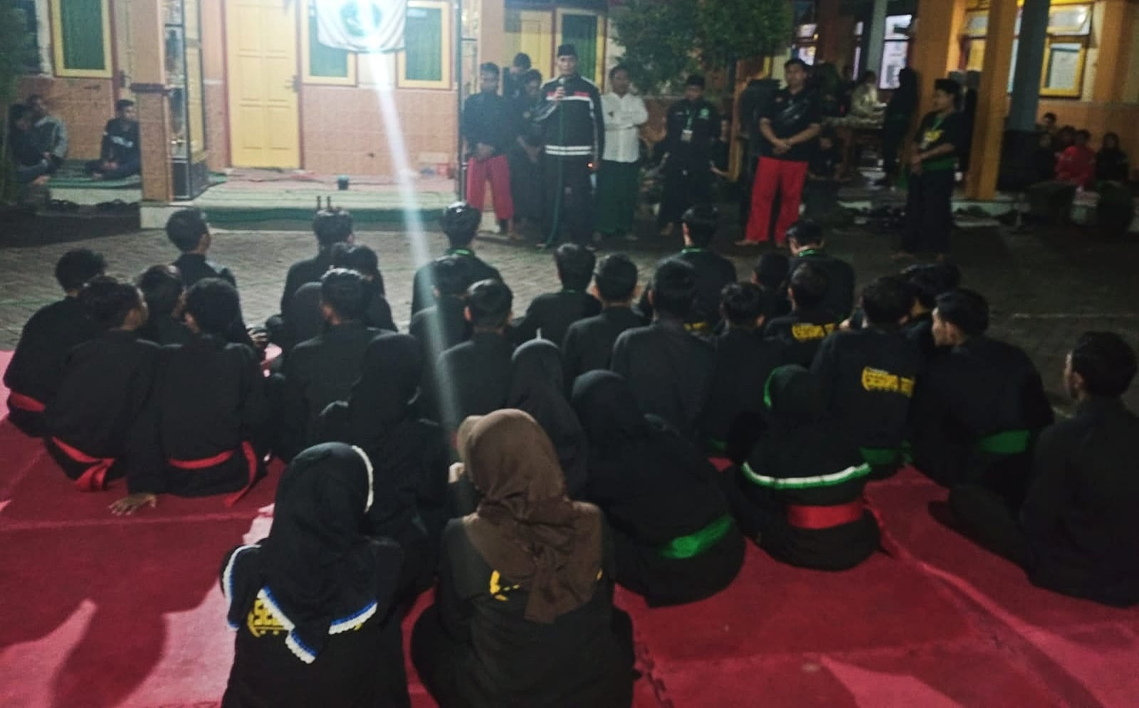 Sambangi Tempat Latihan Perguruan Silat, Ini Yang Di Sampaikan Kapolsek Nganjuk Kota