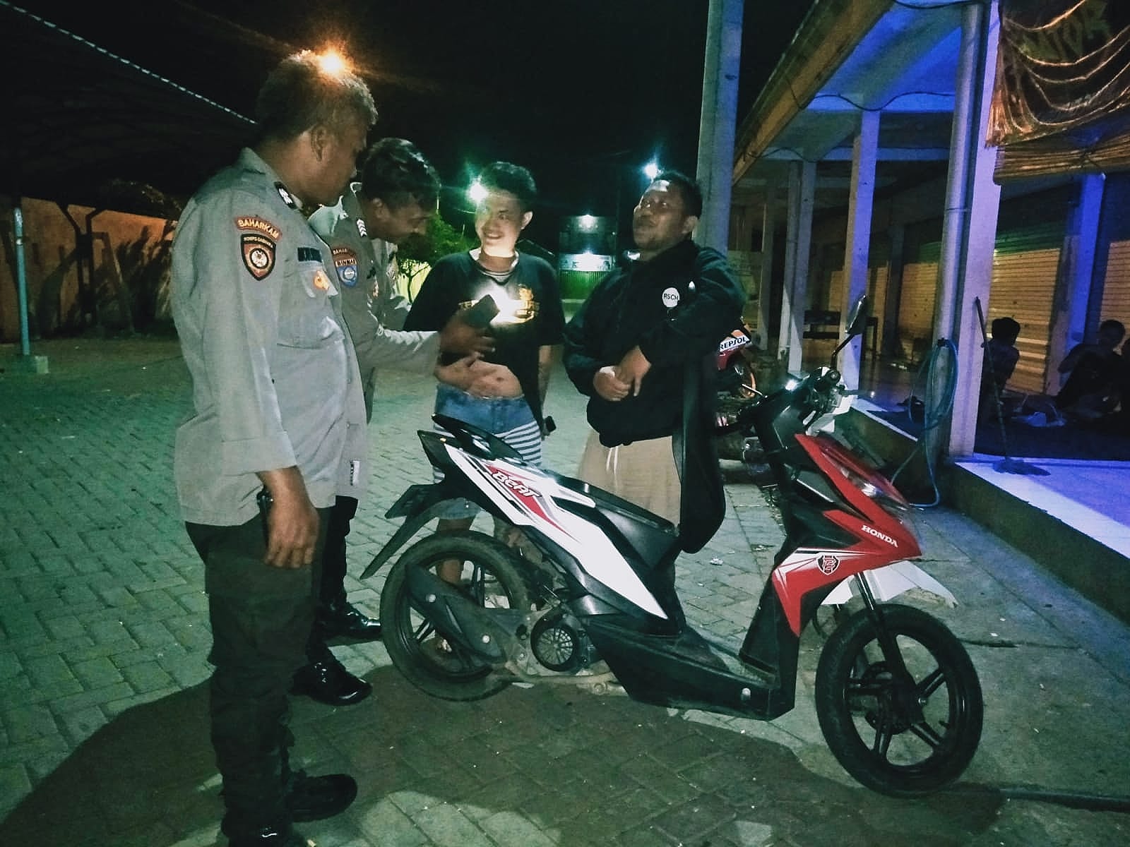 Polsek Nganjuk Kota Gelar Razia Antisipasi Aksi Kriminalitas dan Gesekan Antar Pemuda