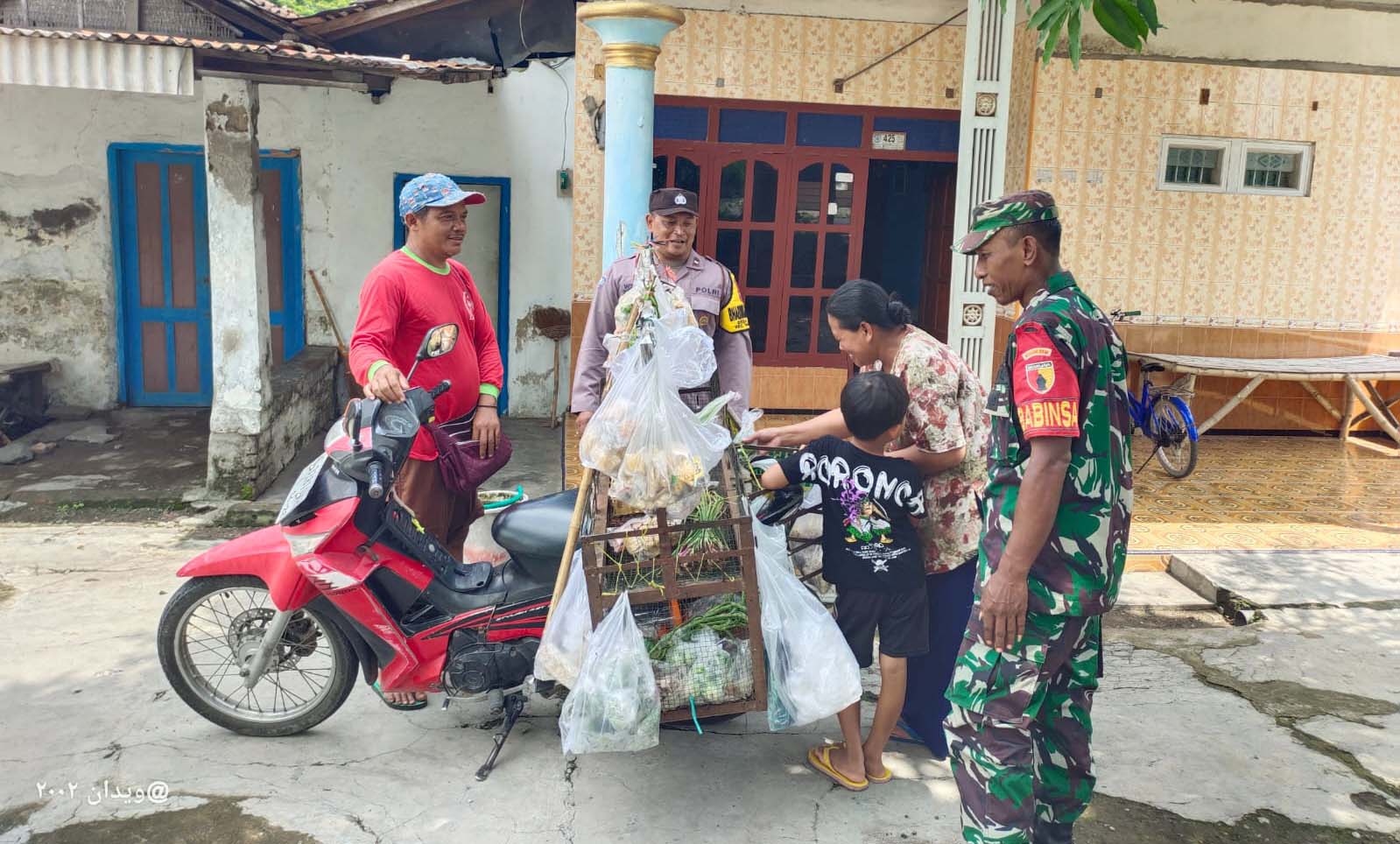 Jelang Pemungutan Suara, Polsek Warujayeng Ajak Warga Sukseskan Pemilu