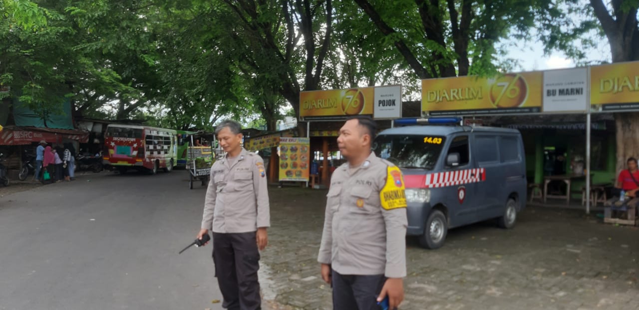 Pasca Pemungutan Suara, Polsek Warujayeng Pantau Situasi Kewilayahan
