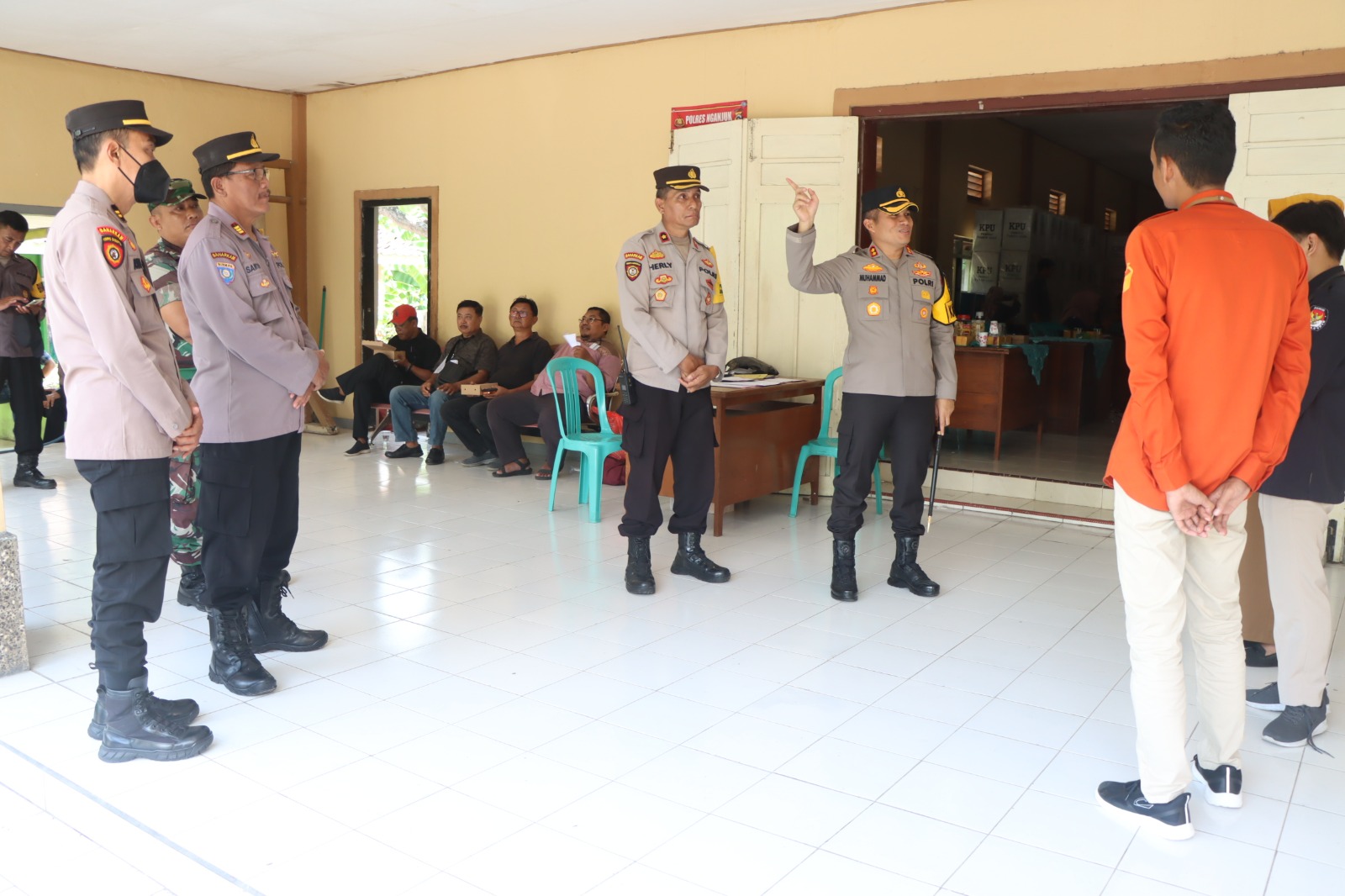 Kapolres Nganjuk Pastikan Logistik Pemilu 2024 Aman Jelang Penghitungan Tingkat PPK