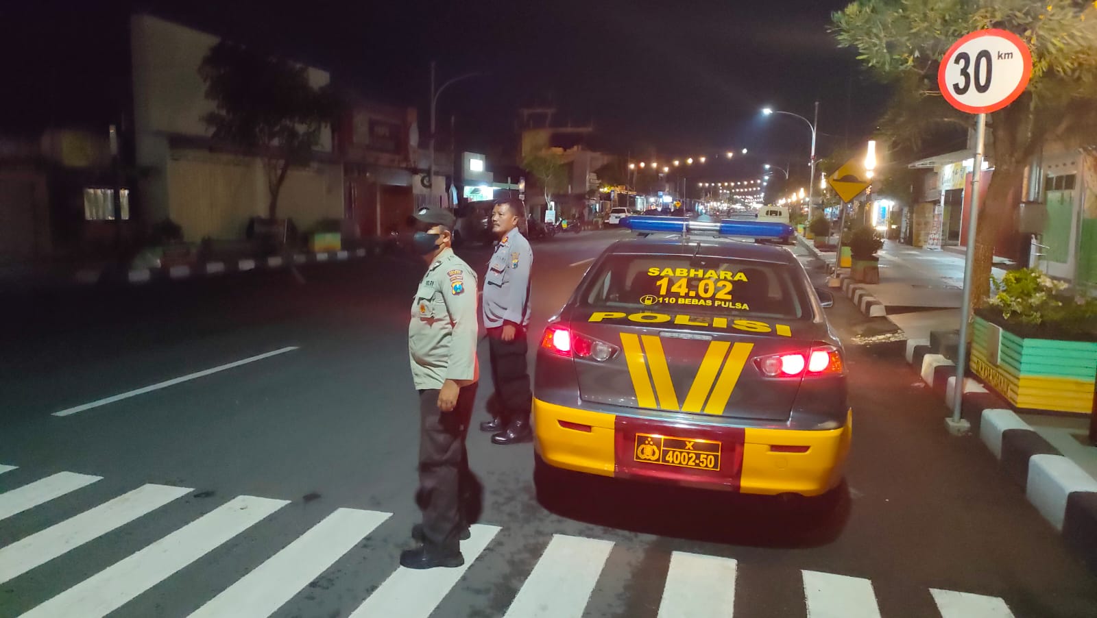 Patroli Blue Light Polsek Nganjuk Kota Antisipasi Balap Liar