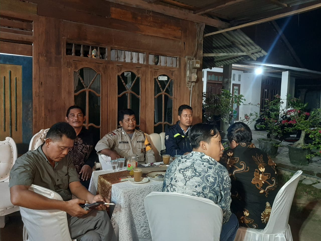 Berikan Rasa Aman di tengah Masyarakat Bhabinkamtibmas Pam Electone