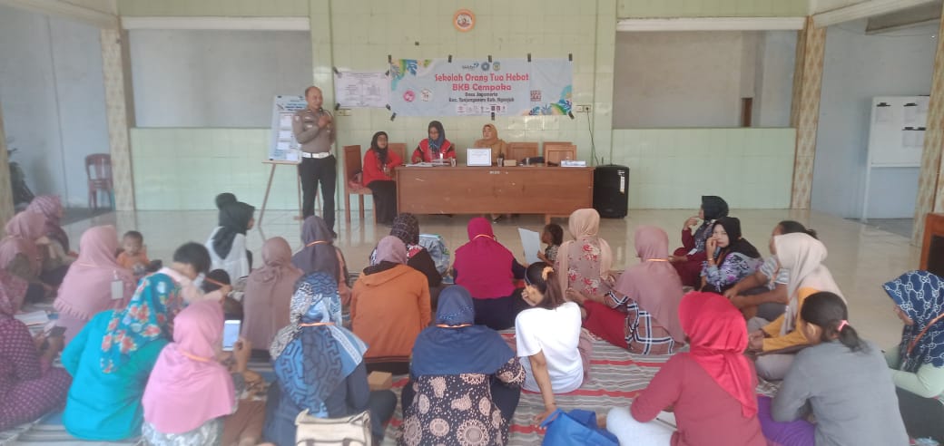 Peduli Keselamatan, Bhabinkamtibmas Jogomerto Beri Penyuluhan Tertib Lalu Lintas Warga Binaannya