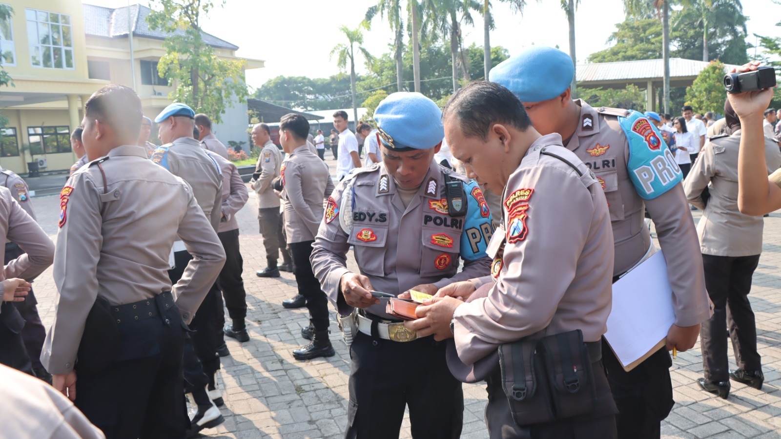 Tim Subbidprovos Bidpropam Polda Jatim Gelar Gaktiblin dan Tes Urin Acak kepada Anggota di Polres Nganjuk