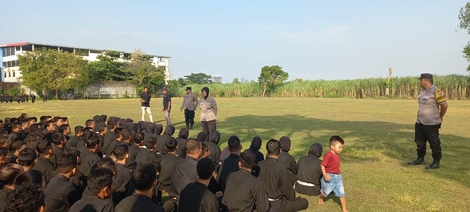 Kanit Binmas Polsek Kertosono Berikan Himbauan Kamtibmas kepada Warga Perguruan Silat PSHT Ranting Kertosono