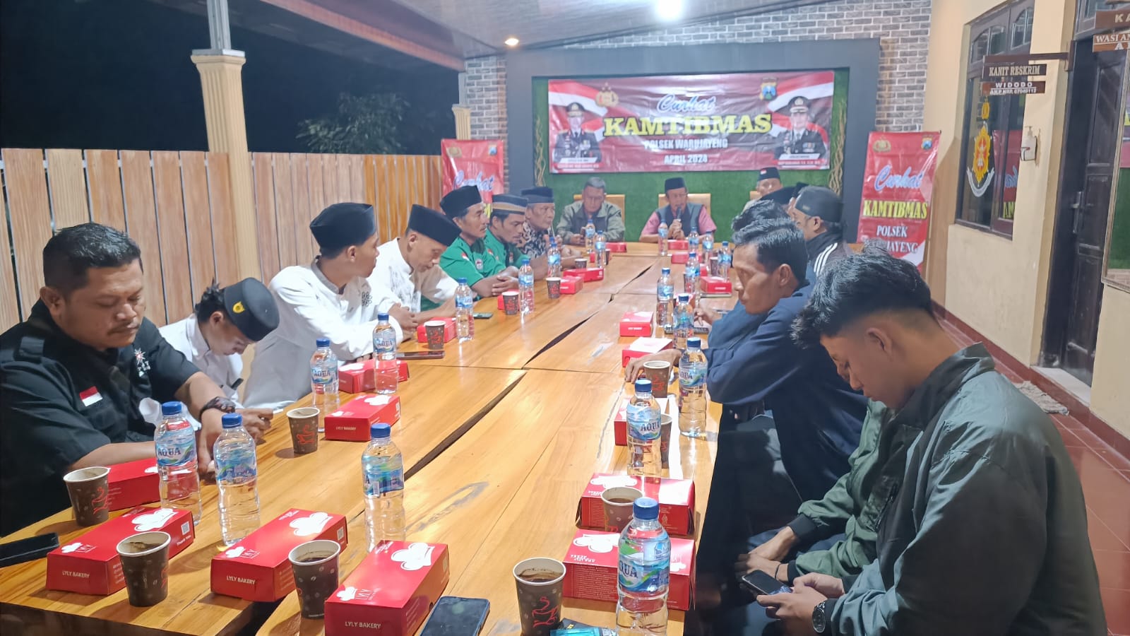 Forpimcam Tanjunganom Gelar Curhat Kamtibmas Bersama IPSI di Polsek Warujayeng