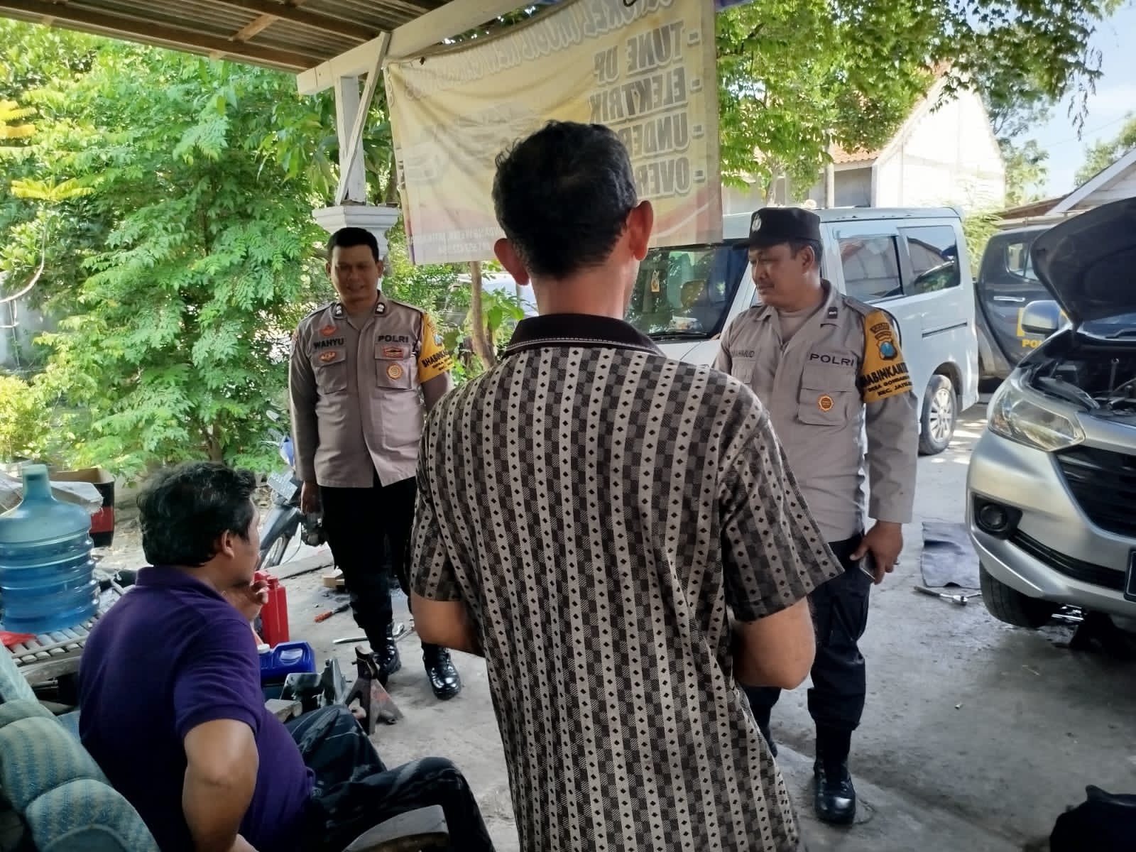 Bhabinkamtibmas Patroli Dialogis dan Sambang di Desa Binaan, Ini tujuannya