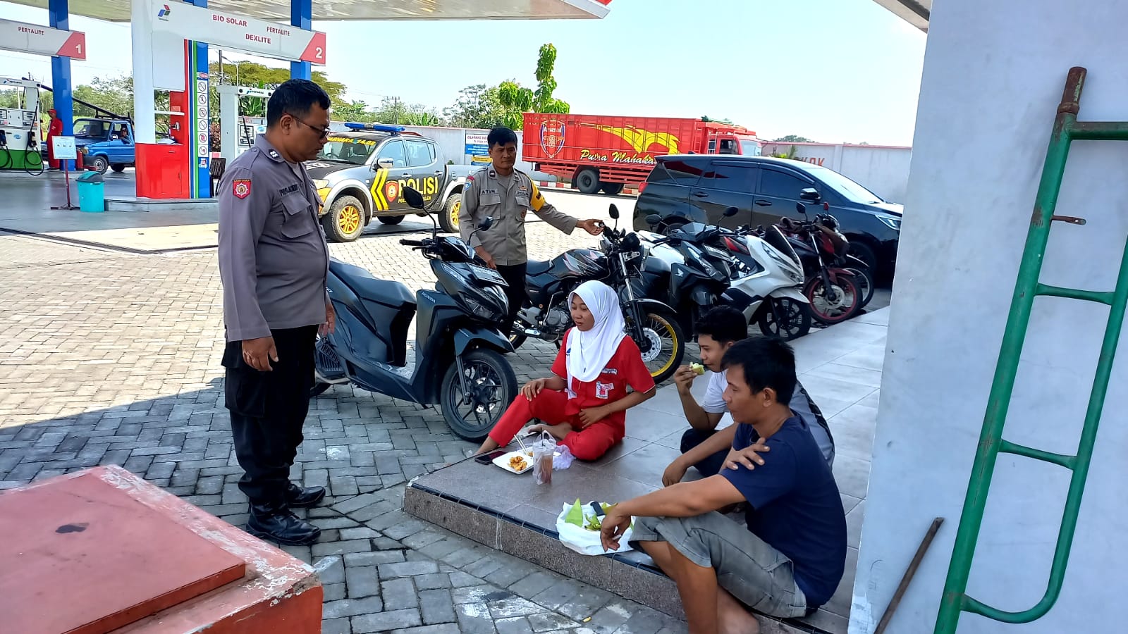 Polisi Laksanakan Patroli di SPBU Guna Cegah Gangguan Kamtibmas