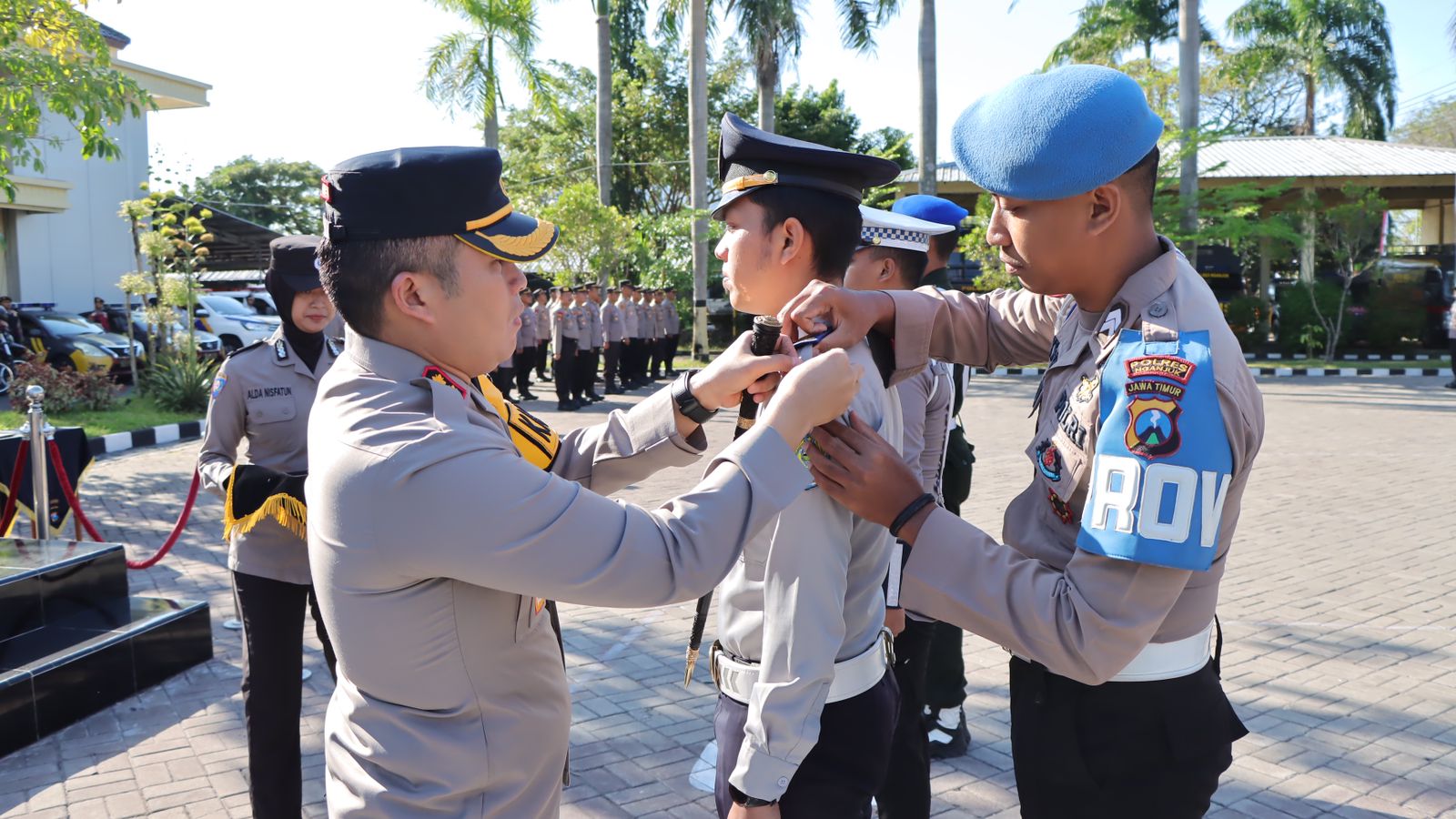 Pimpin Apel Gelar Pasukan Operasi Patuh Semeru 2024, Kapolres Nganjuk Sampaikan 10 Jenis Pelanggaran Lalu Lintas Prioritas Utama Penindakan