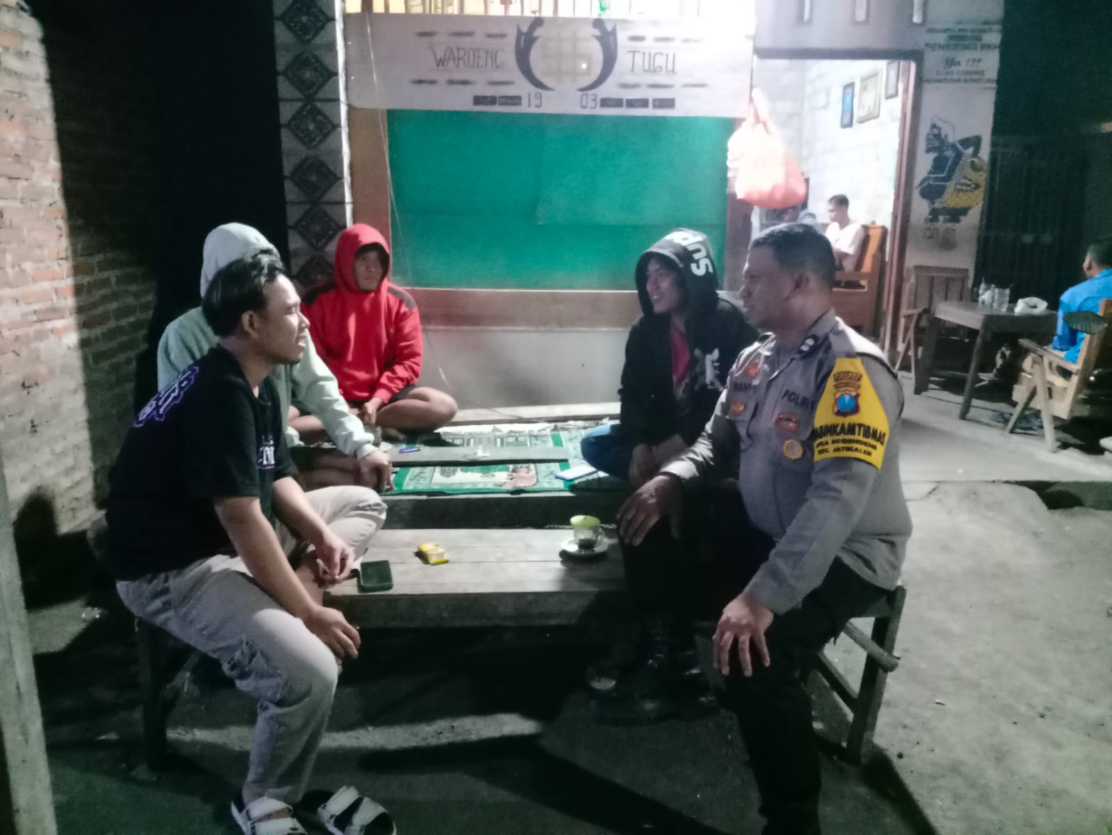 Bhabinkamtibmas Patroli Dialogis dan Sambang di Desa Binaan, Ini tujuannya