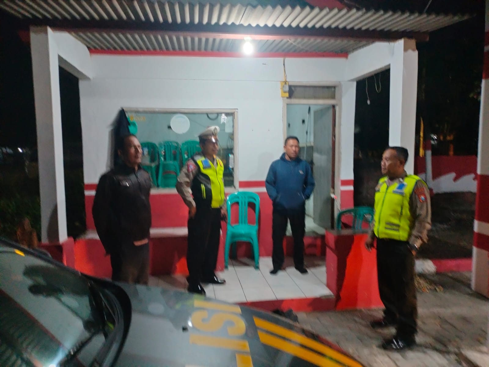 Polsek Nganjuk Kota Gelar Patroli Harkamtibmas Jelang Pilkada 2024 di Kelurahan Ganungkidul