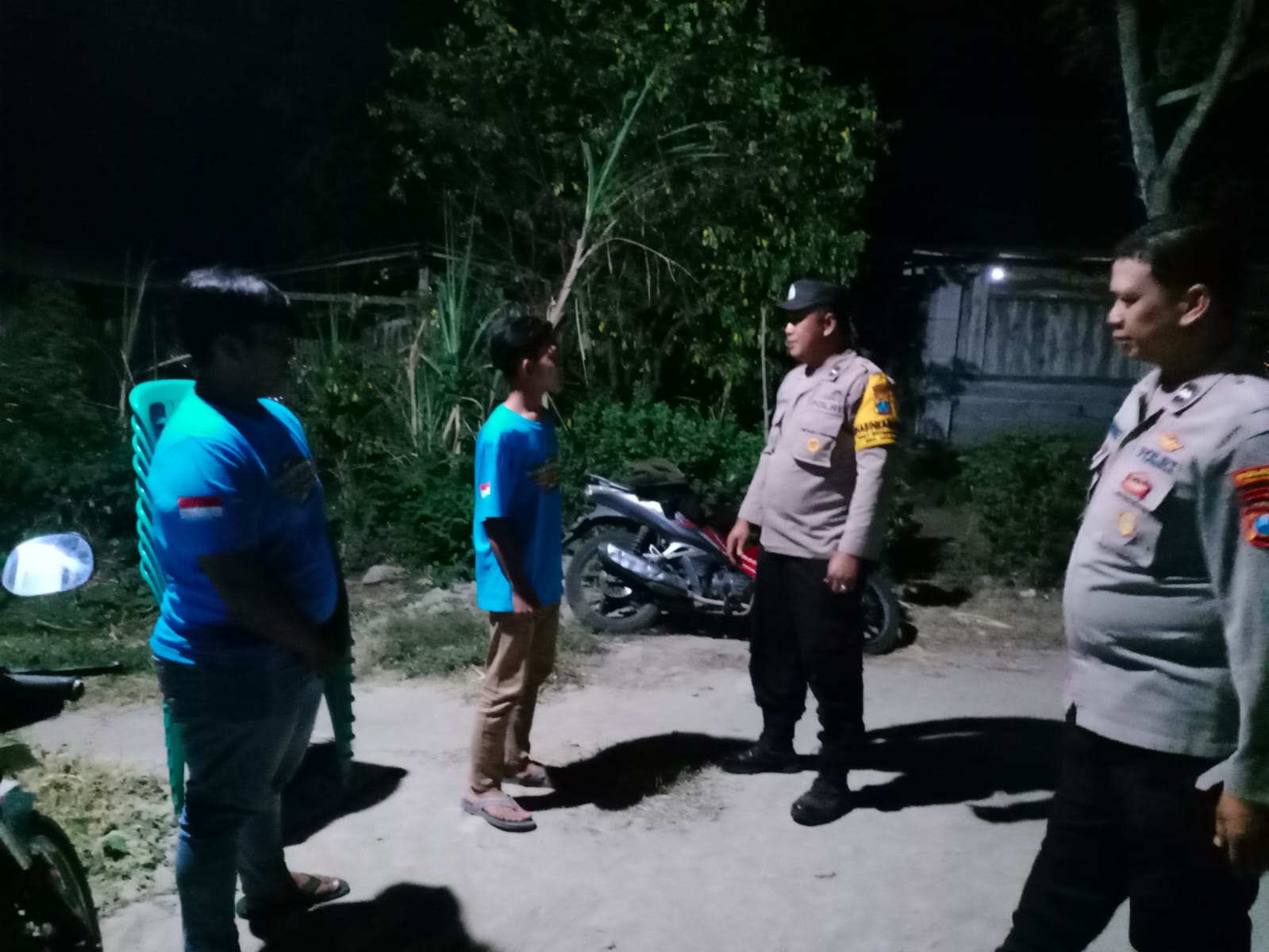 Patroli Malam Hari, Kspkt Polsek Jatikalen Ajak Pemuda Aktif Jaga Kamtibmas