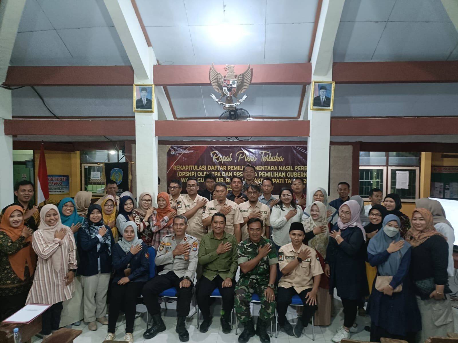 Kapolsek Nganjuk Kota Hadiri Rapat Pleno Terbuka Rekapitulasi Daftar Pemilih Sementara