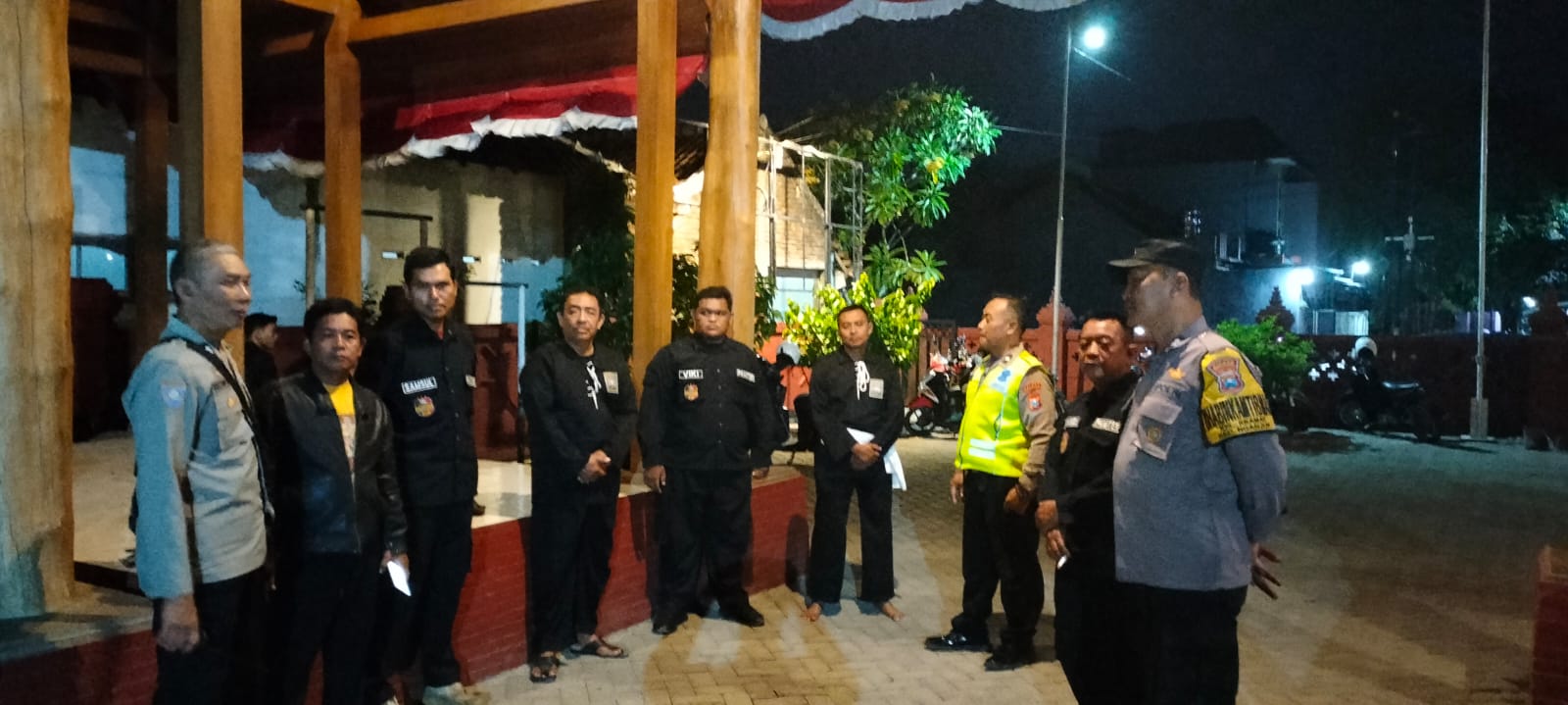 Polsek Nganjuk Kota Gelar Patroli Soko Guru Sambangi Padepokan PSHT, Wujudkan Pilkada Damai 2024