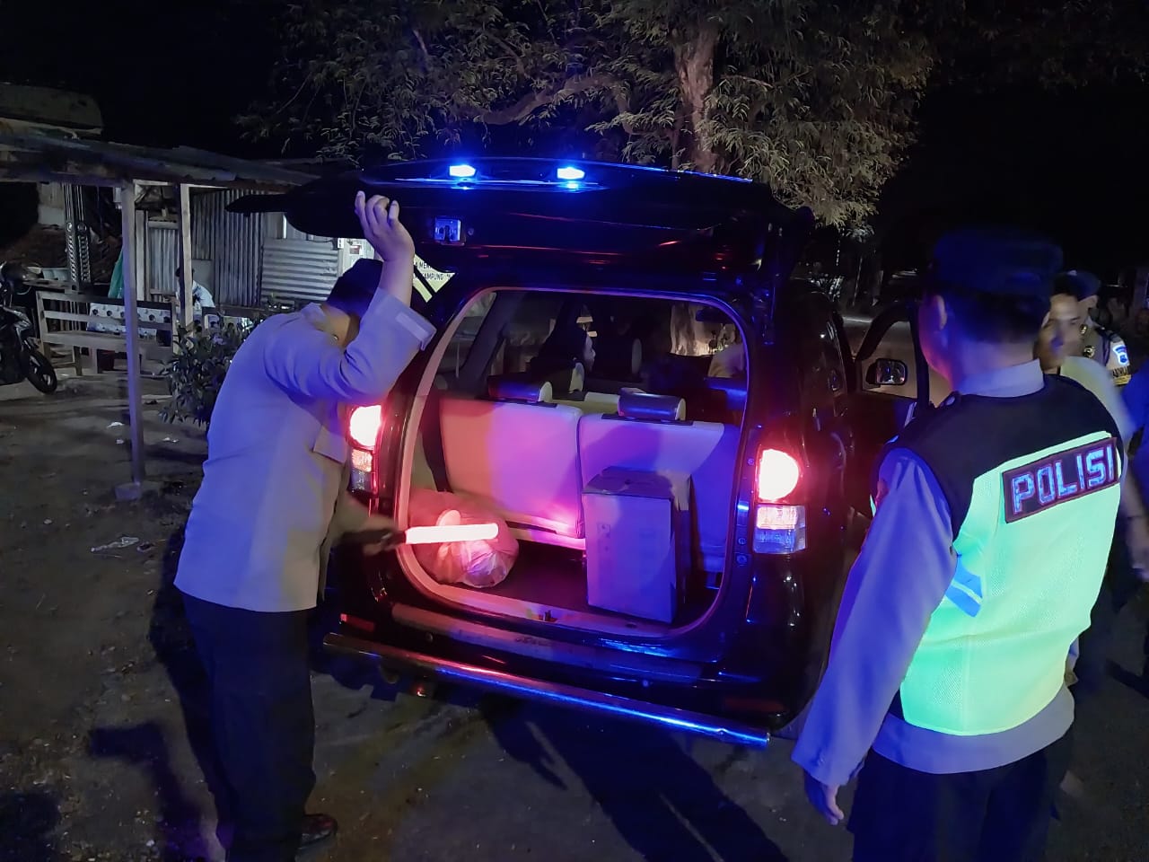 Cegah Gesekan Antar Perguruan Silat, Polsek Jatikalen dan Polsek Patianrowo Laksanakan Patroli Gabungan