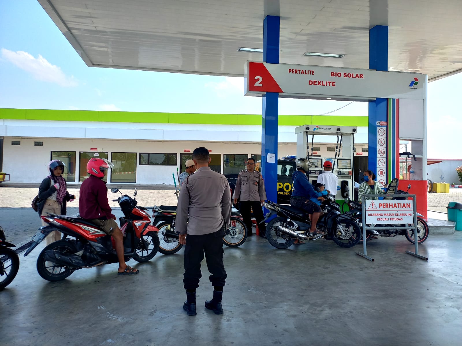 Polisi Laksanakan Patroli di SPBU Guna Cegah Gangguan Kamtibmas